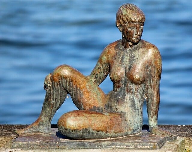 Quelle sont sculptures de femmes nues les plus connues ?