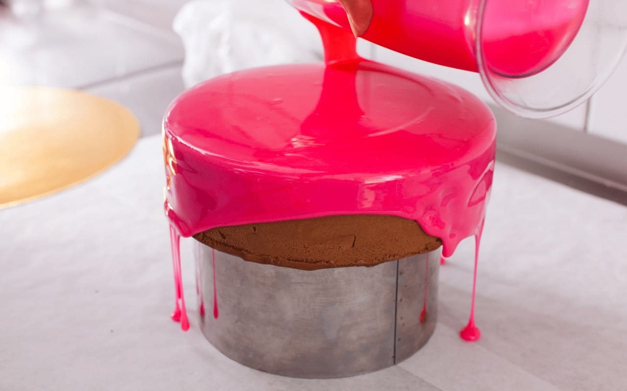 techniques secrètes pour un glaçage miroir parfait